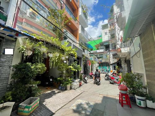 Bán nhà liền kề Aeon Dương Nội - Đường 6 làn ô tô, giá chỉ hơn 18 tỷ